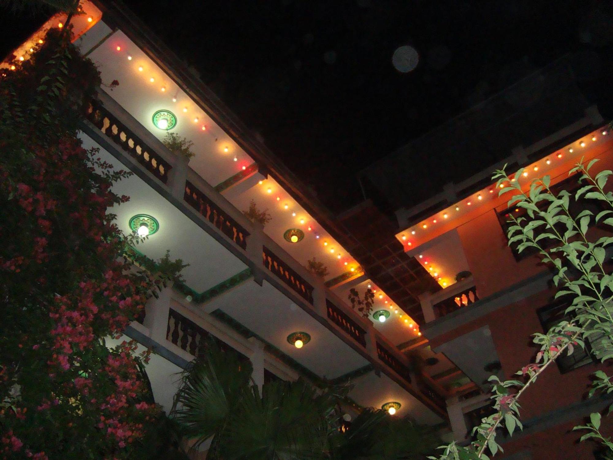 Hotel Metropolitan Kantipur Kathmandu Exteriör bild
