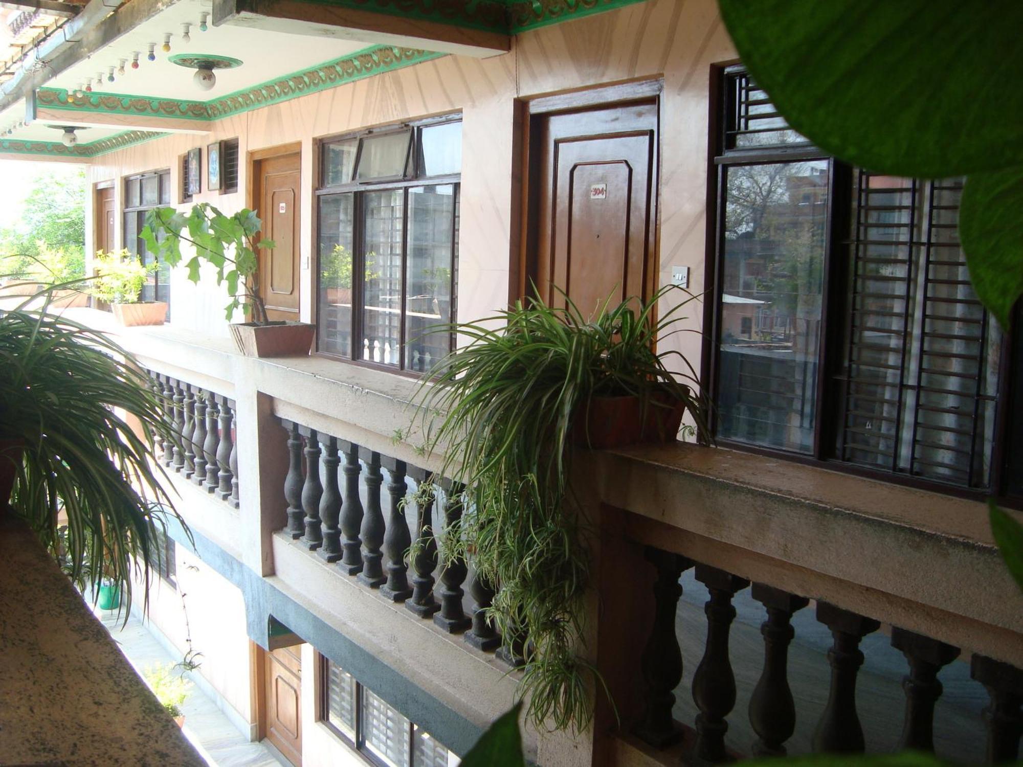 Hotel Metropolitan Kantipur Kathmandu Exteriör bild