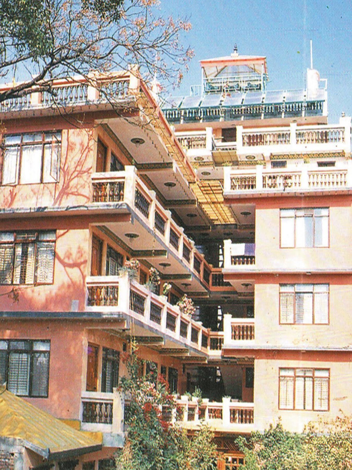 Hotel Metropolitan Kantipur Kathmandu Exteriör bild
